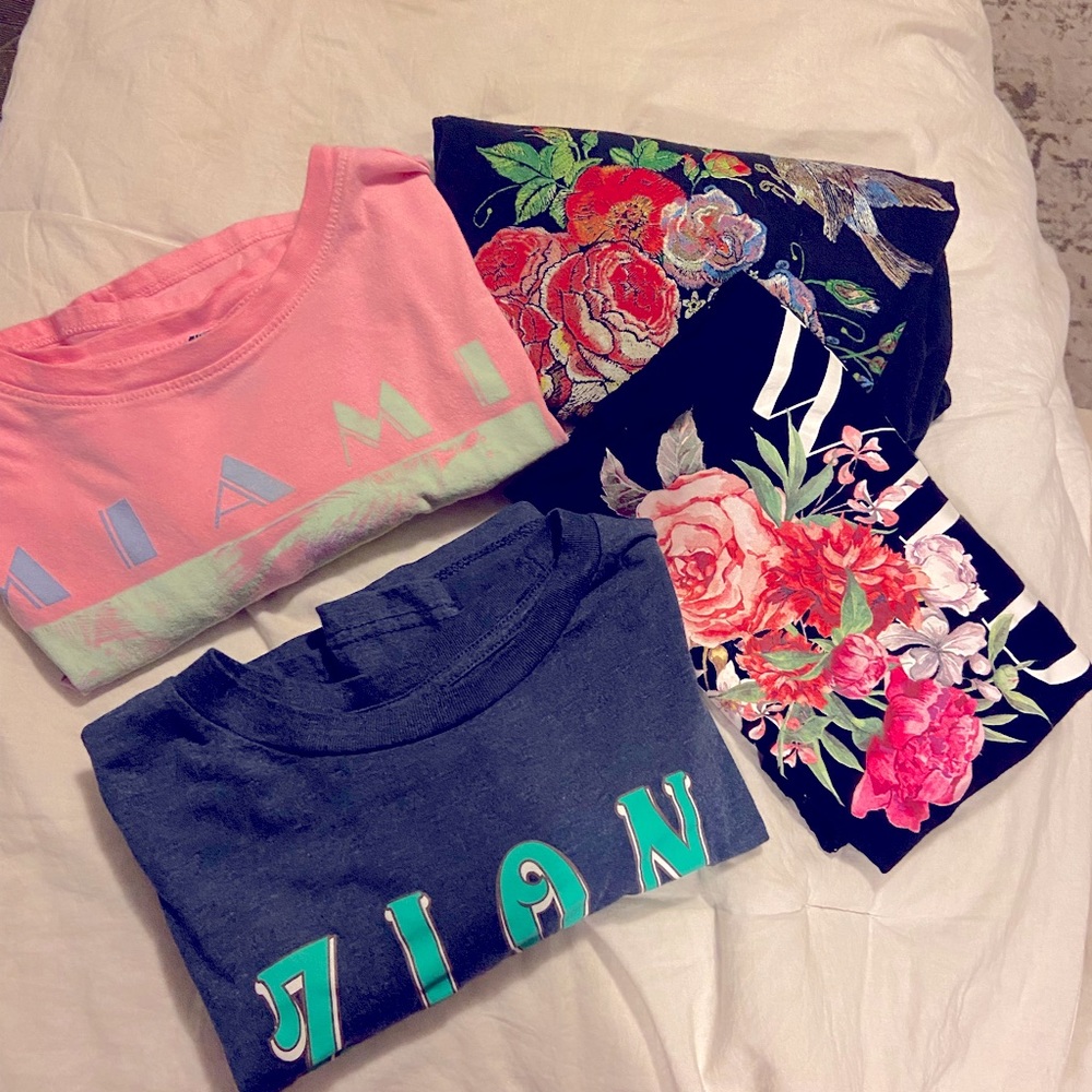 Set of four graphic tees